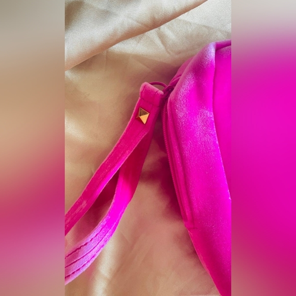 NEW Valentino Garavani Beauty Line Velour Logo Clutch!